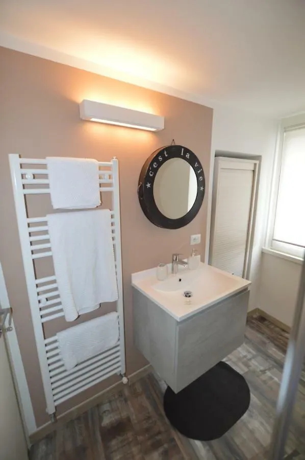 Apartment Ferienwohnung Casa Delle Corti Colico